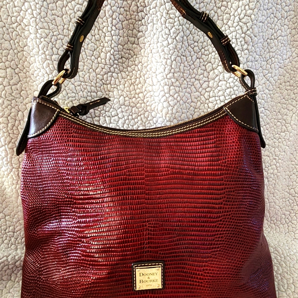 Dooney and Bourke reptile shoulder bag